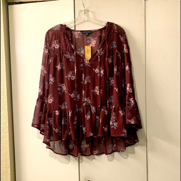 American Eagle Outfitters Tops - NWT American eagle floral blouse